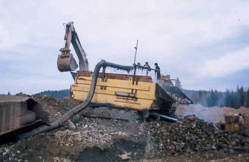 Grizzly bars screen for alluvial mining in areas with large boulders